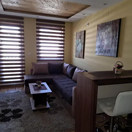 Andela Zlatiborski Konaci